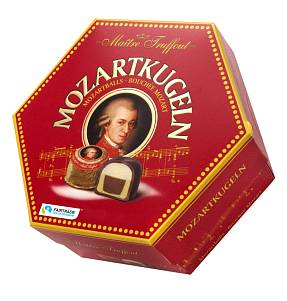 Набор конфет Maitre Truffout Mozartkugeln ассорти из марципана и пралине 300гр