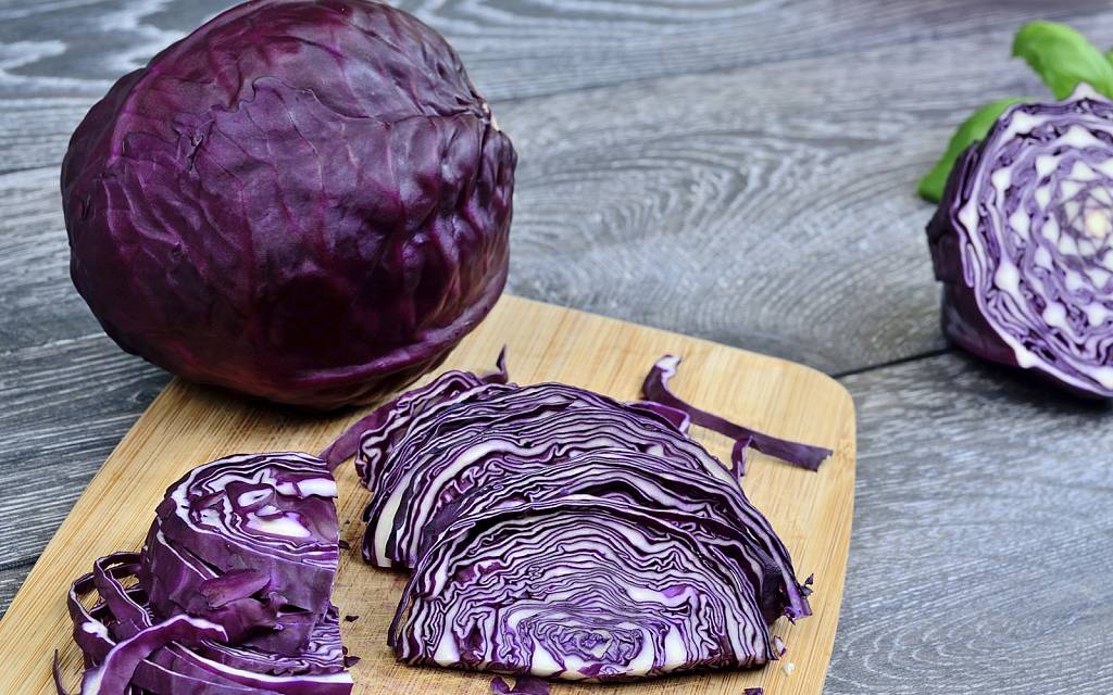 Салат из капусты на зиму, пошаговый рецепт на ккал, фото, ингредиенты - Elena F.