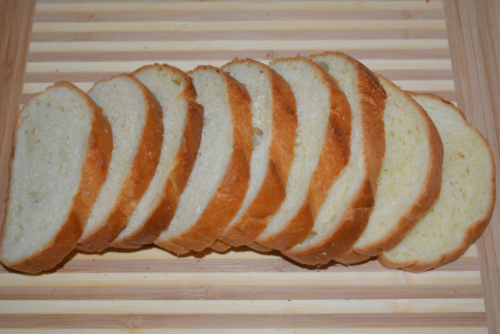 РЕЦЕПТ Горячие бутерброды с колбасой и яйцом (на сковороде) фото №3